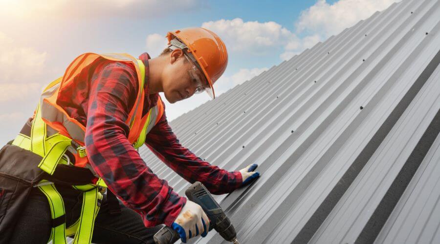 Expert tile roof repair services in New Bedford, IL